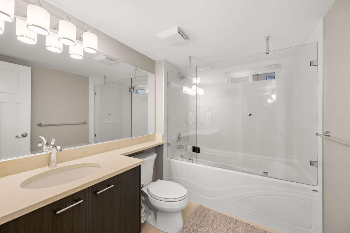 Staircase Photo of 1085 King George Boulevard, Surrey, BC