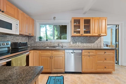Community Amenities Photo (Clubhouse) of 20624 48 Avenue, Langley, BC
