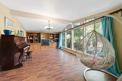 Hallway Photo of 20624 48 Avenue, Langley, BC