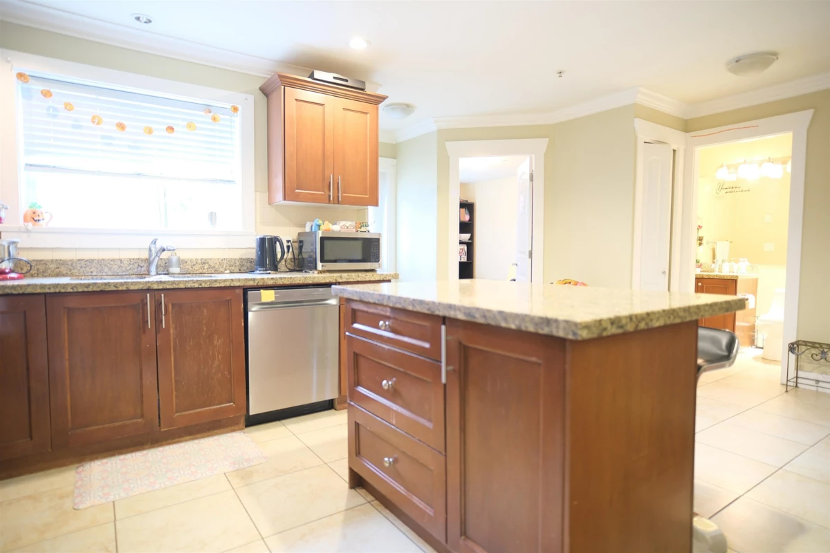 Dining Area Photo of 25 22977 116 Avenue, Maple Ridge, BC