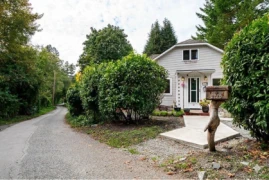2725 Gordon Avenue, Surrey, BC