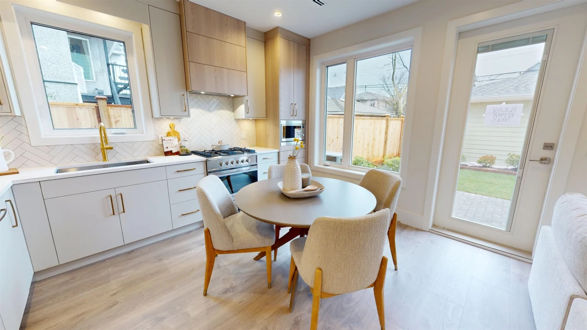 Family Room Photo of 2 2528 Turner Street, Vancouver, BC