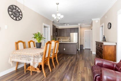 219 6888 Royal Oak Avenue, Burnaby, BC, Burnaby — Apartment/Condo for sale