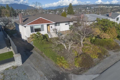 Loft / Bonus Room Photo of 5745 Laurel Street, Burnaby, BC