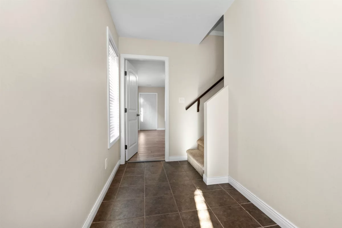 Dining Area Photo of 46151 Third Avenue, Chilliwack, BC