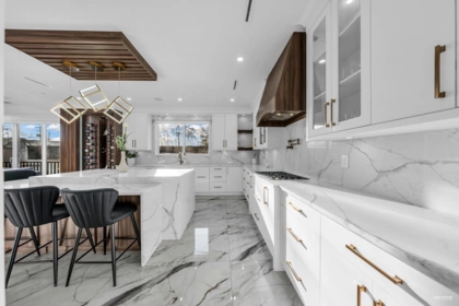 Kitchen Island Photo of 22839 Purdey Avenue, Maple Ridge, BC