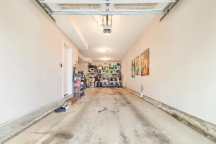 Hallway Photo of 33 13886 62 Avenue, Surrey, BC