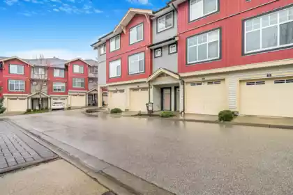 Outdoor Deck Photo of 33 13886 62 Avenue, Surrey, BC