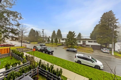 Kitchen Island Photo of 204 14778 106 Avenue, Surrey, BC