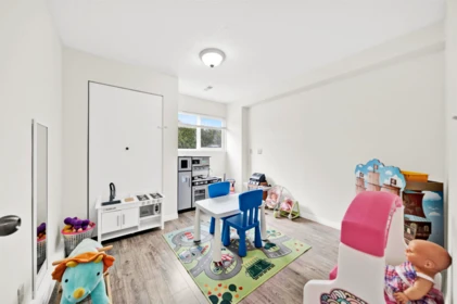 Basement Recreation Room Photo of 7681 115 Street, Delta, BC
