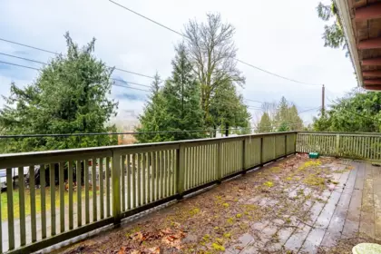 Entry Foyer Photo of 44240 Bayview Road, Mission, BC