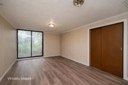 Mudroom Photo of 44240 Bayview Road, Mission, BC