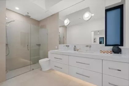 Mudroom Photo of 1605 E 21st Avenue, Vancouver, BC