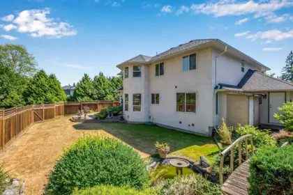 Staircase Photo of 13541 60a Avenue, Surrey, BC