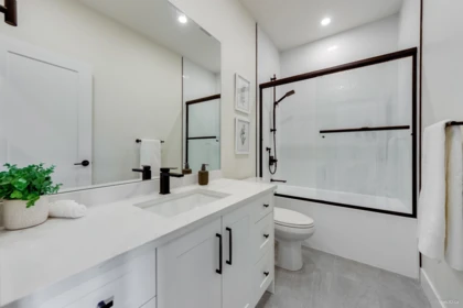Hallway Photo of 102 235 Lebleu Street, Coquitlam, BC