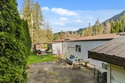 Outdoor Deck Photo of 12 2216 Lougheed Highway, Agassiz, BC