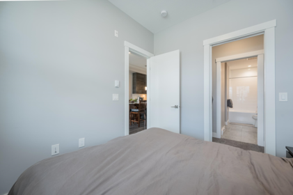 Entry Foyer Photo of 104 2120 Gladwin Road, Abbotsford, BC