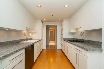 Kitchen Photo of 602 1550 W 15th Avenue, Vancouver, BC