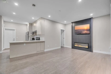 Hallway Photo of 26 11267 133 Street, Surrey, BC