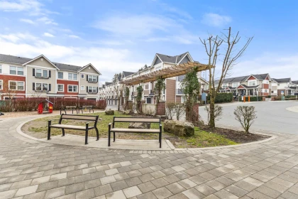 Outdoor Patio Photo of 89 32633 Simon Avenue, Abbotsford, BC