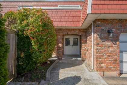 2443 Rideau Street, Abbotsford, BC, Abbotsford — Single Family Residence for sale