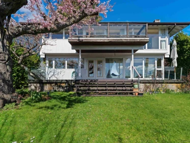 Aerial View of 2220 Queens Avenue, West Vancouver, BC