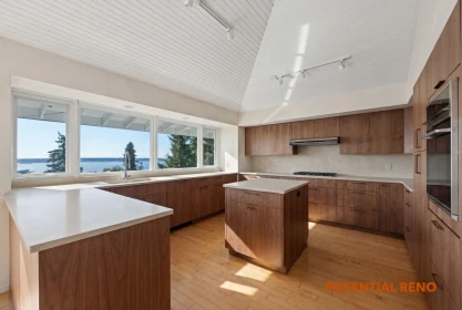 2220 Queens Avenue, West Vancouver, BC, West Vancouver — Single Family Residence for sale