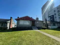 426 W 41st Avenue, Vancouver, BC
