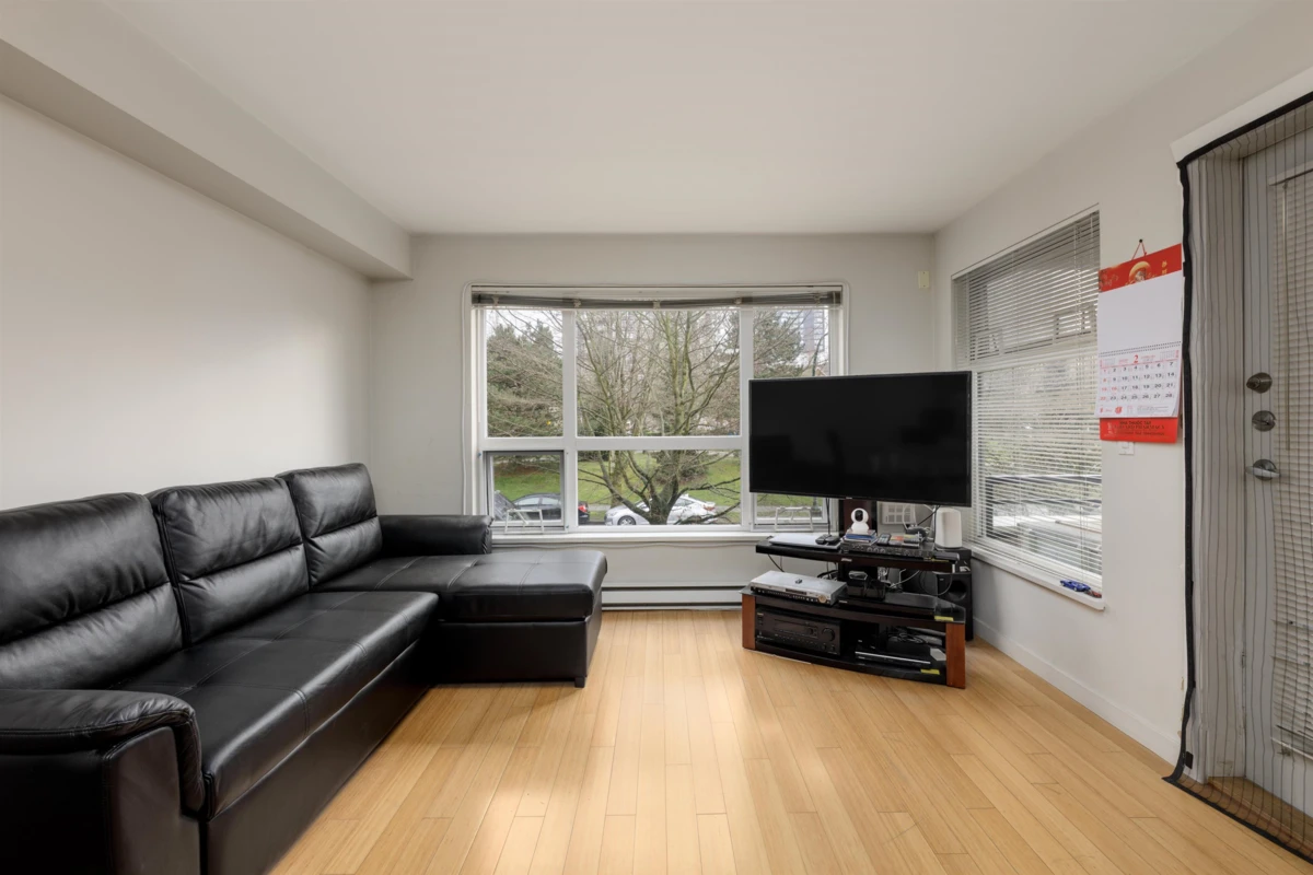 Living Room Photo of 214 3575 Euclid Avenue, Vancouver, BC