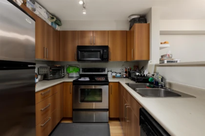 Kitchen Island Photo of 214 3575 Euclid Avenue, Vancouver, BC