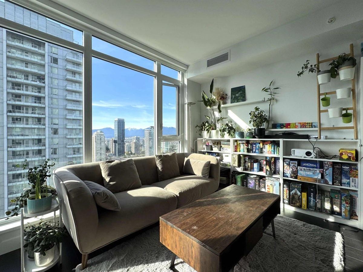 Family Room Photo of 2508 4458 Beresford Street, Burnaby, BC