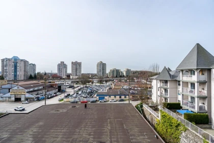 Loft / Bonus Room Photo of 502 1035 Auckland Street, New Westminster, BC
