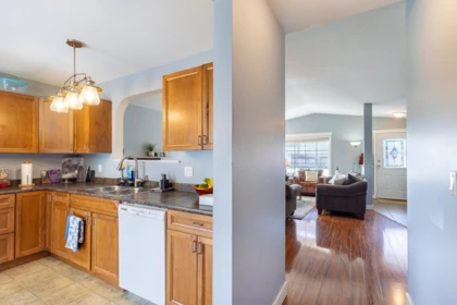 Kitchen Island Photo of 5708 Louise Way, Sechelt, BC
