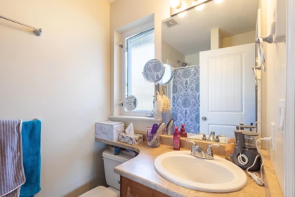 Laundry Room Photo of 5708 Louise Way, Sechelt, BC