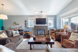5708 Louise Way, Sechelt, BC