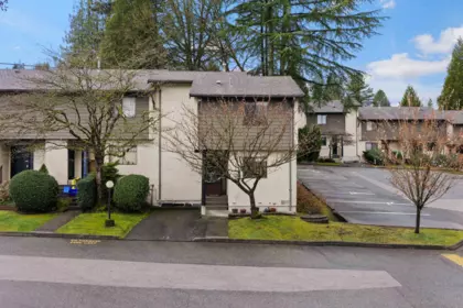 Staircase Photo of 22 2880 Dacre Avenue, Coquitlam, BC