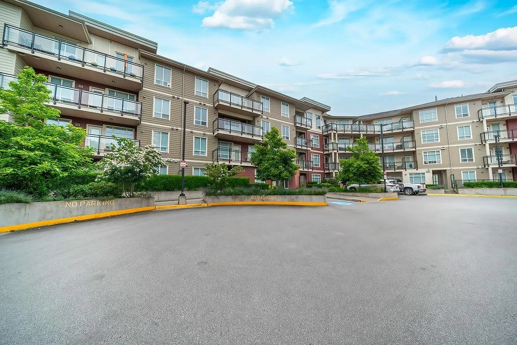 Exterior Rear Photo of D202 20211 66 Avenue, Langley, BC