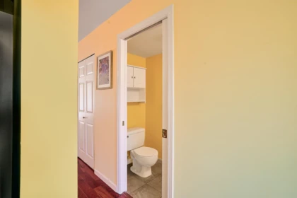 Breakfast Nook Photo of 117 6588 Southoaks Crescent, Burnaby, BC