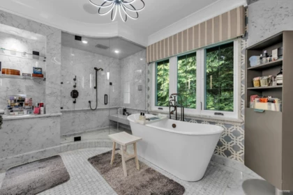 Guest Bathroom Photo of 1738 W 38th Avenue, Vancouver, BC