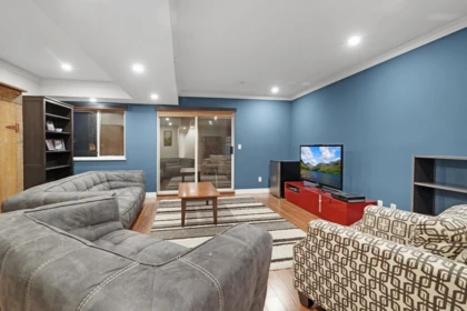 Entry Foyer Photo of 26 2615 Fortress Drive, Port Coquitlam, BC