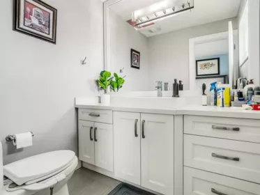 Mudroom Photo of 7078 126a Street, Surrey, BC