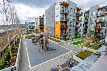 Community Amenities Photo (Clubhouse) of 614 55 Klahanie Drive, Port Moody, BC