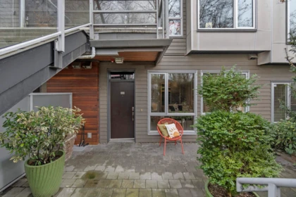 Outdoor Patio Photo of 103 735 W 15th Street, North Vancouver, BC