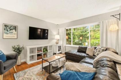 Kitchen Photo of 209 Clearview Drive, Port Moody, BC