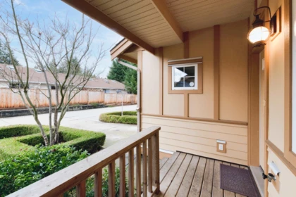 Street View Photo of 3 811 North Road, Gibsons, BC