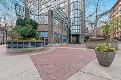 Swimming Pool Photo of 404 238 Alvin Narod Mews, Vancouver, BC