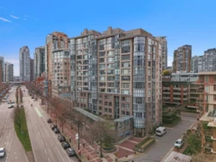 404 238 Alvin Narod Mews, Vancouver, BC