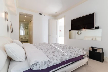 Guest Bathroom Photo of 801 1280 Richards Street, Vancouver, BC