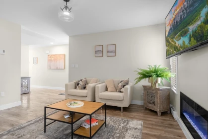 11764 Yoshida Court, Richmond, BC, Richmond — Single Family Residence for sale