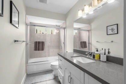 Powder Room Photo of 11764 Yoshida Court, Richmond, BC